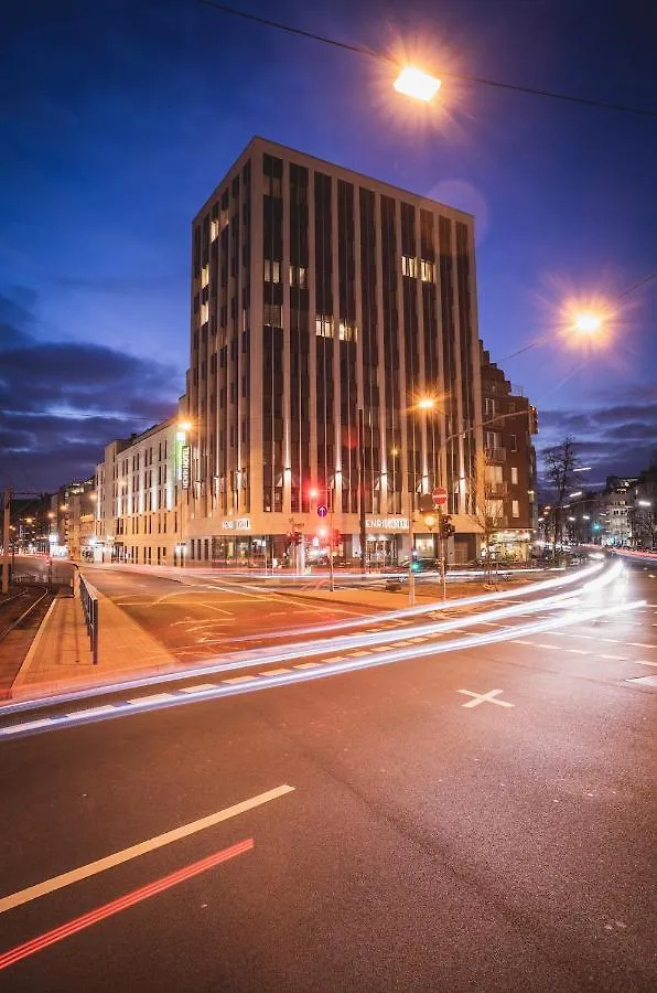 ****  Henri Hotel Duesseldorf Downtown Almanya