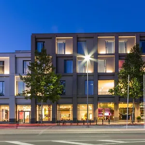 **** Otel Park By Radisson Neumarkt Almanya